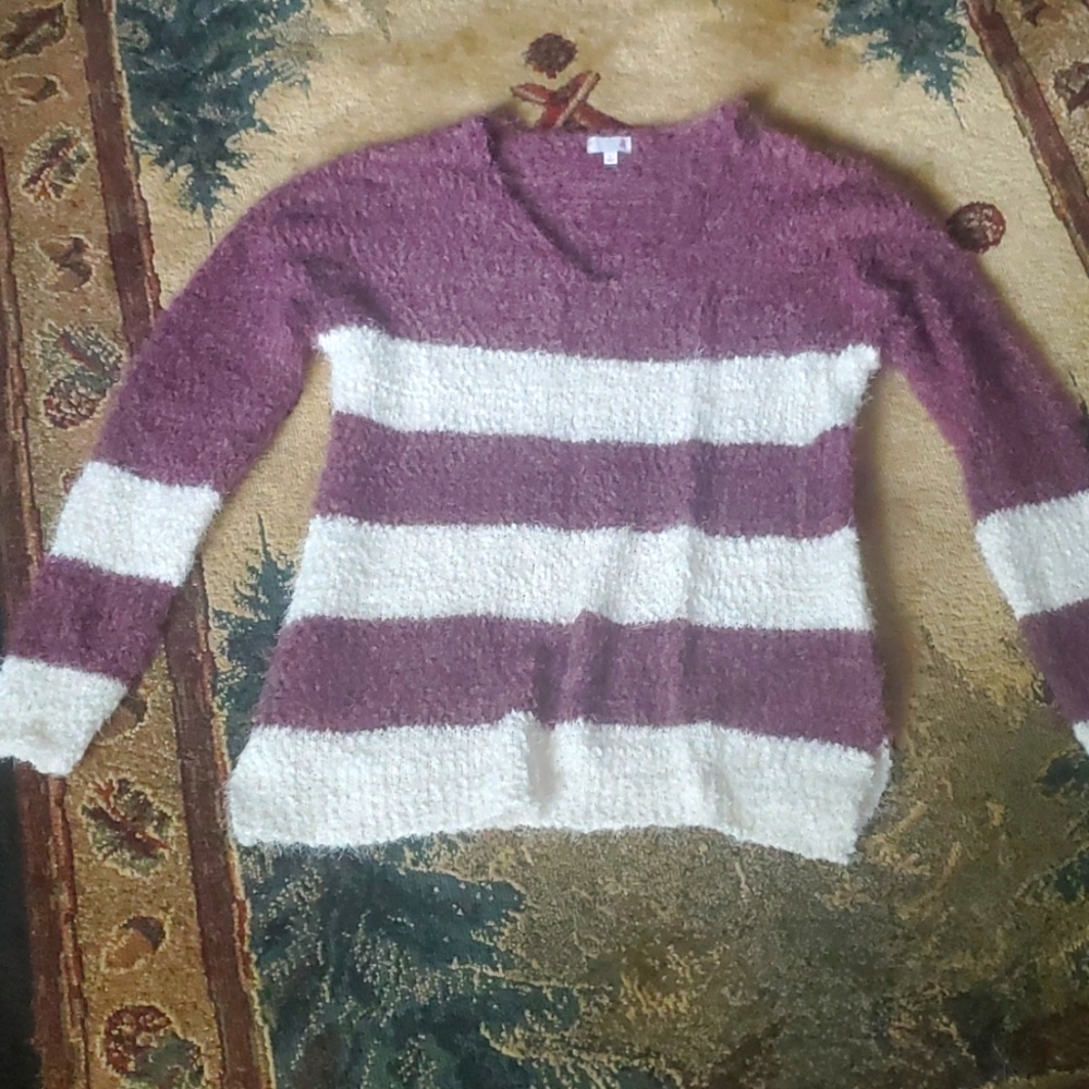 So Co. Sweater Sz Lg